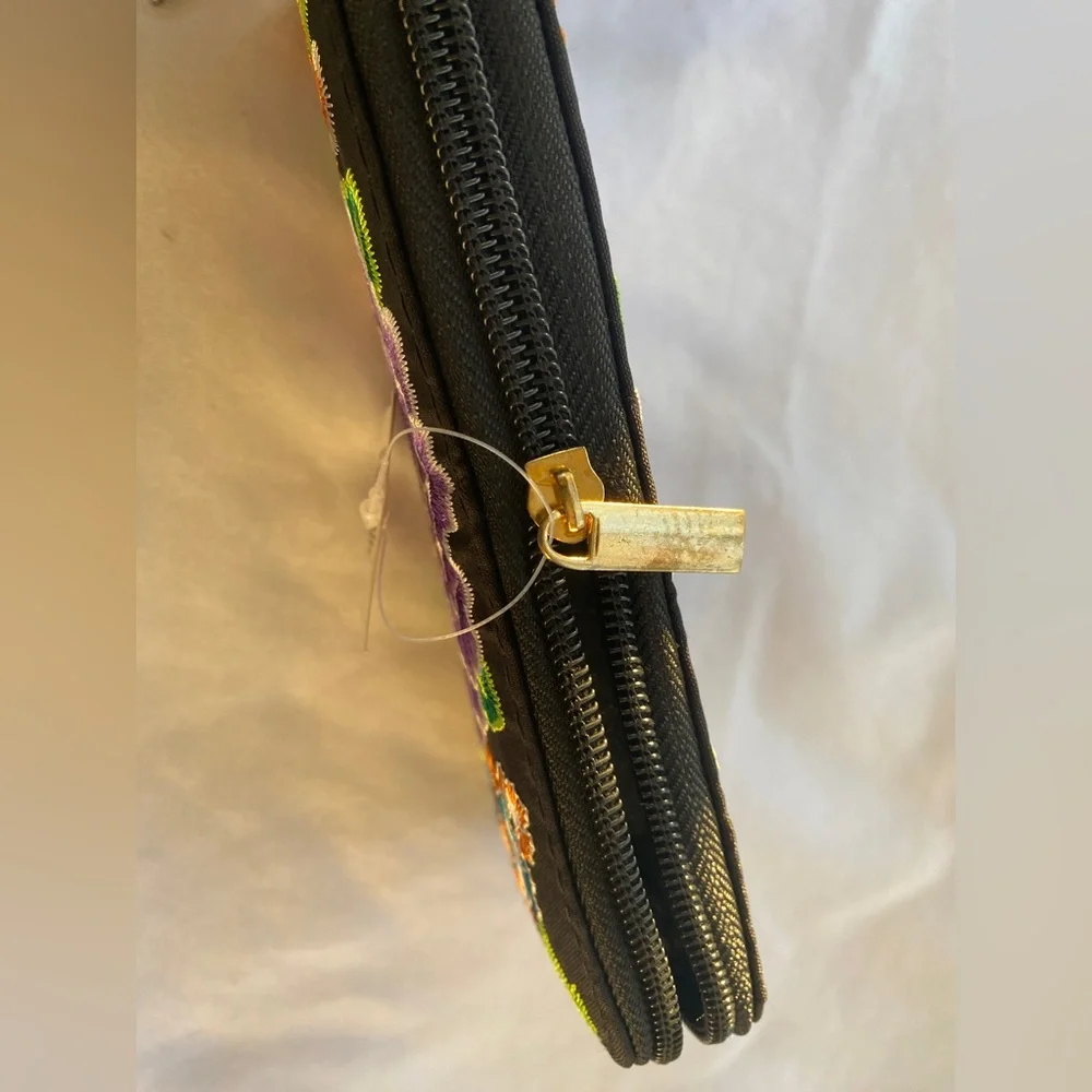 Purple Floral Embroidered‎ Women’s Wallet